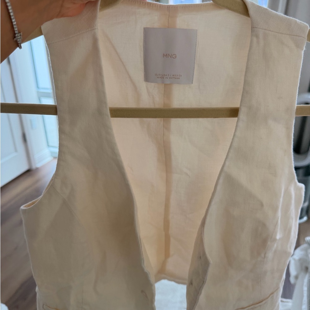 Mango Cream Open-Front Linen Blend Vest